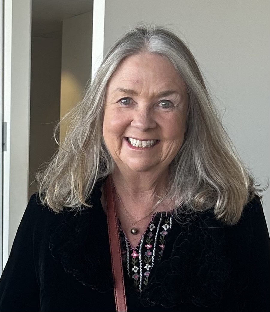 Lynette Smith portrait