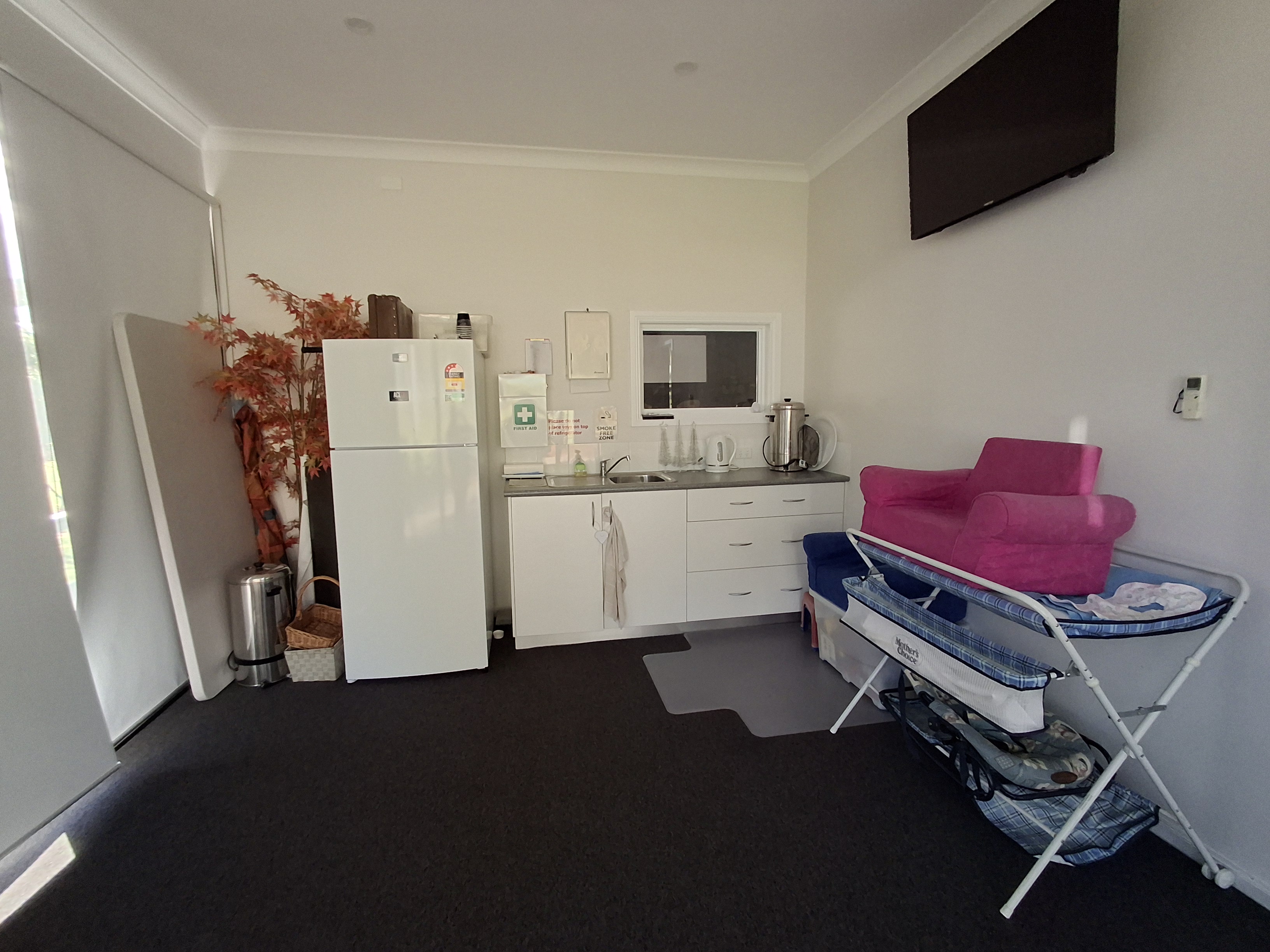 Kitchenette and family room, Southern Life Church